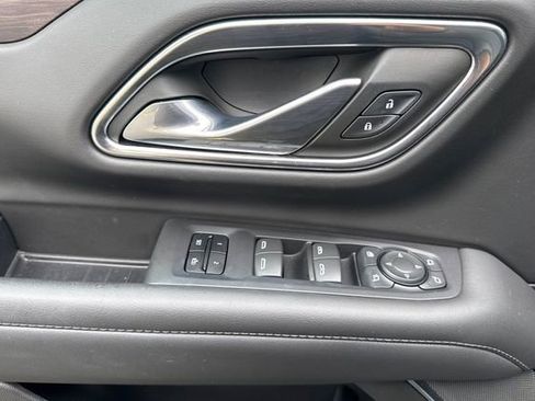 Used 2023 Chevrolet Tahoe Z71 w/ Luxury Package image 11