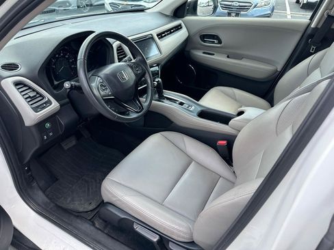 Used 2018 Honda HR-V EX-L image 17