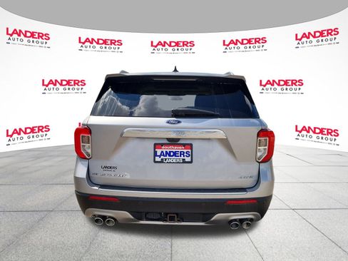Used 2022 Ford Explorer Platinum w/ Equipment Group 601A image 4