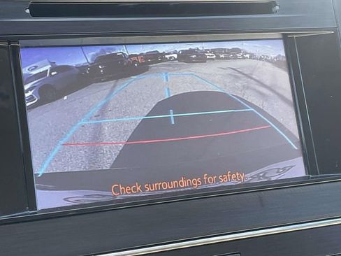 Used 2014 Toyota Avalon XLE image 24