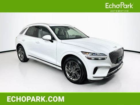 Used 2025 Genesis GV70 2.5T AWD/4WD image 1