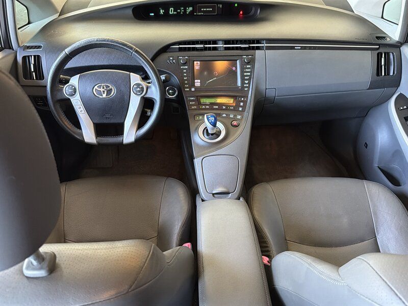 Used 2011 Toyota Prius Four w/ Solar Roof Pkg FWD image 12