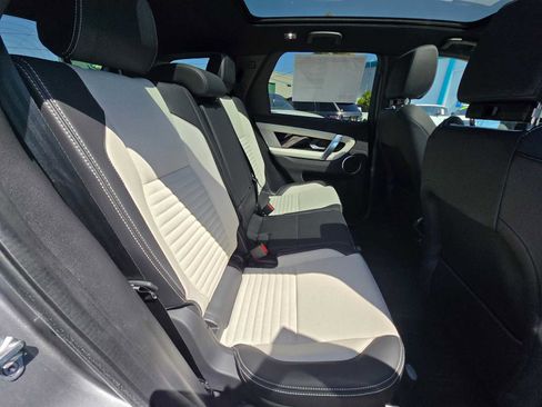 New 2023 Land Rover Discovery Sport SE R-Dynamic image 14