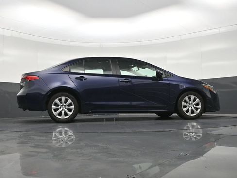 Used 2024 Toyota Corolla LE FWD image 28