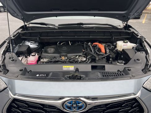Used 2023 Toyota Highlander Limited image 27