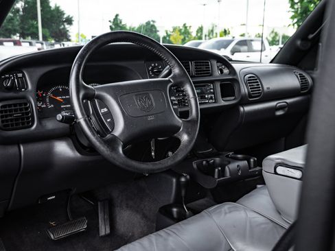 Used 1999 Dodge Ram 3500 Truck 4x4 Quad Cab image 18