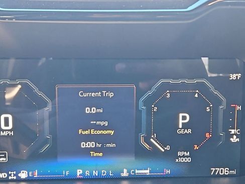 Used 2024 Chevrolet Colorado Z71 w/ Z71 Convenience Package 2 image 13