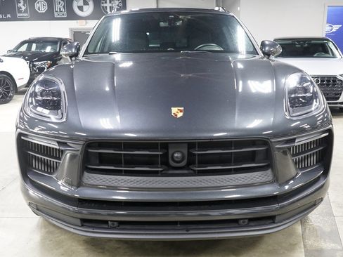 Used 2023 Porsche Macan S AWD/4WD image 8