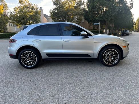 Used 2016 Porsche Macan S image 6