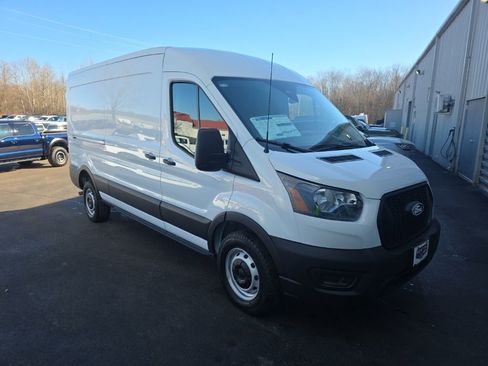 New 2026 Ford Transit 250 148 Medium Roof image 4