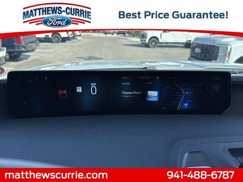 New 2025 Ford Expedition Active image 18