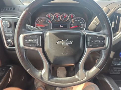 Used 2019 Chevrolet Silverado 1500 LT Trail Boss AWD/4WD image 13