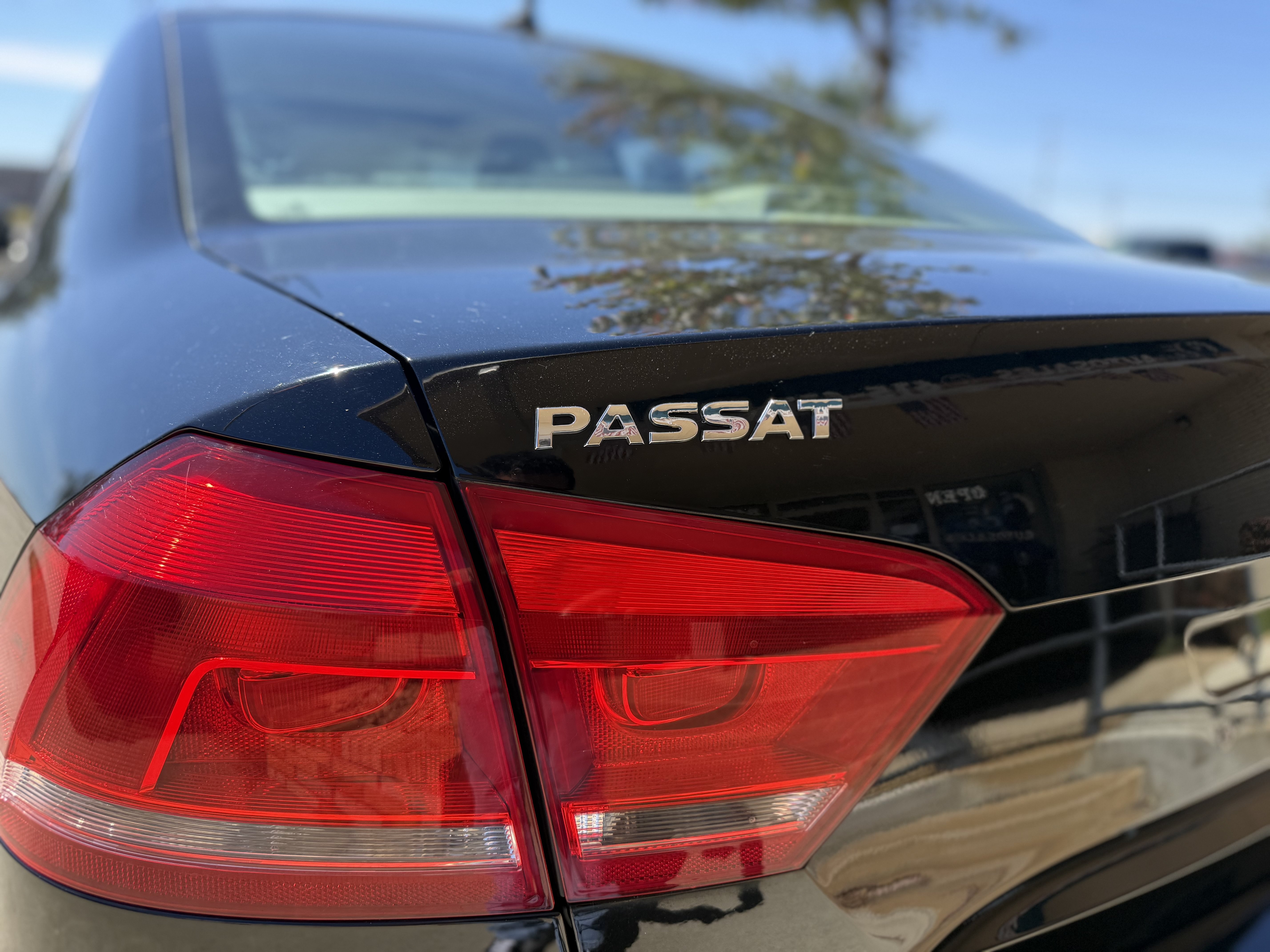 Used 2015 Volkswagen Passat 1.8T SE FWD image 5