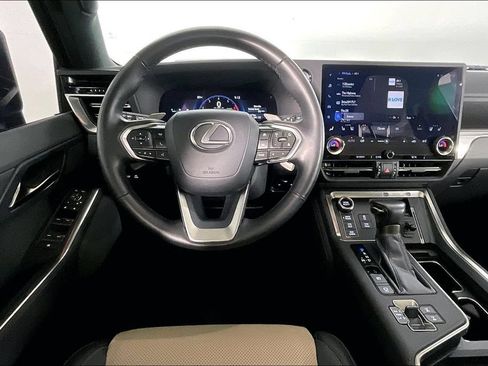 Used 2024 Lexus GX 550 AWD/4WD image 6