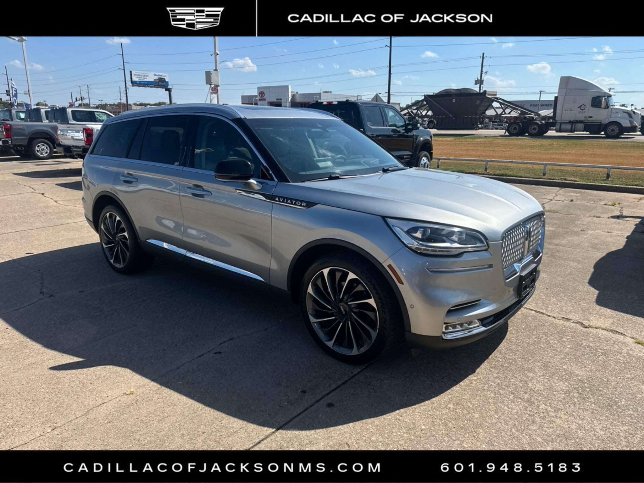 Used 2020 Lincoln Aviator Reserve w/ Equipment Group 202A AWD/4WD image 1