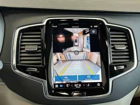 Certified 2024 Volvo XC90 B6 Ultimate image 16