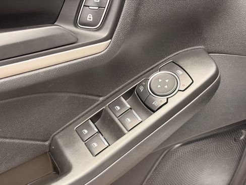 Certified 2022 Ford Escape SE AWD/4WD image 20