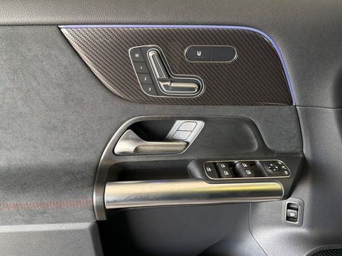 New 2026 Mercedes-Benz GLA 250 image 10