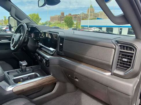 Used 2022 Chevrolet Silverado 1500 RST image 60