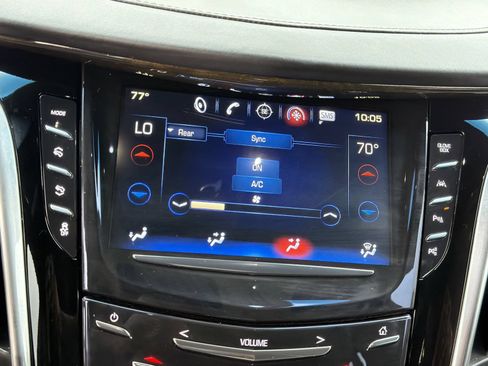 Used 2017 Cadillac Escalade Platinum AWD/4WD image 6