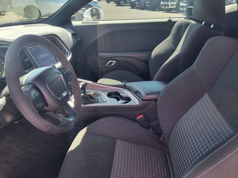 Used 2022 Dodge Challenger R/T Scat Pack RWD image 7
