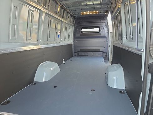 New 2024 Mercedes-Benz Sprinter 3500 image 6