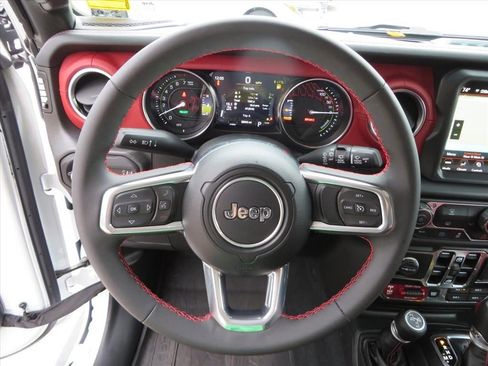 Used 2023 Jeep Wrangler Unlimited Rubicon 4xe image 20