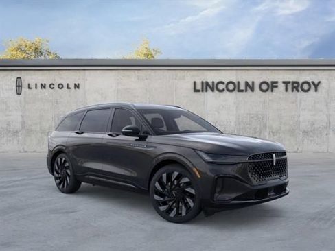 New 2026 Lincoln Nautilus Reserve w/ Jet Appearance Package AWD/4WD image 7