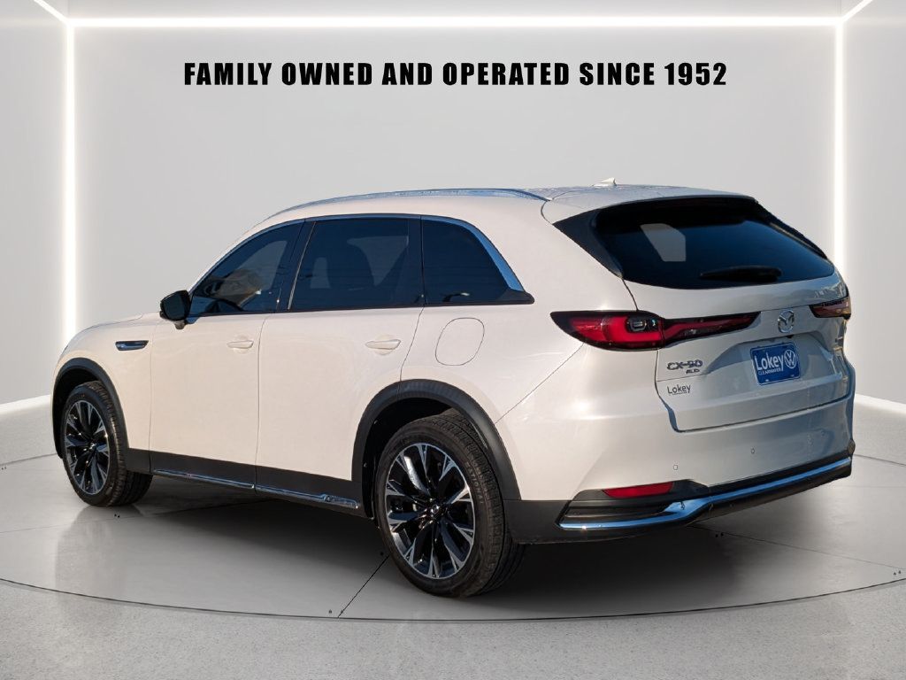 Used 2024 MAZDA CX-90 Plug-In Hybrid w/ Premium Plus AWD/4WD image 4