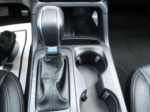 New 2024 Ford Ranger Lariat w/ Trailer Tow Package image 16