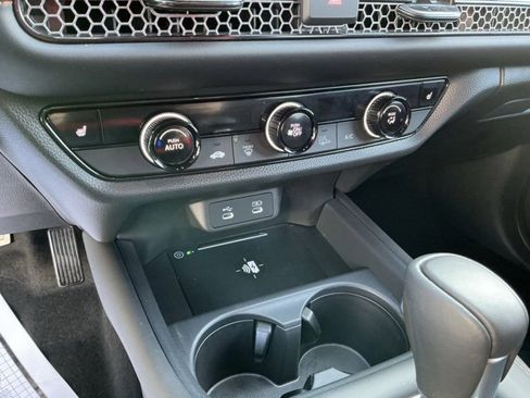 Used 2026 Honda HR-V Sport image 24