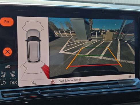 New 2025 Volkswagen Atlas Peak Edition SE image 20