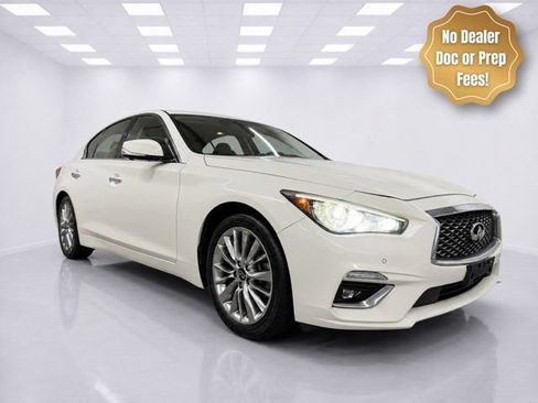 Used 2021 INFINITI Q50 Luxe RWD image 3