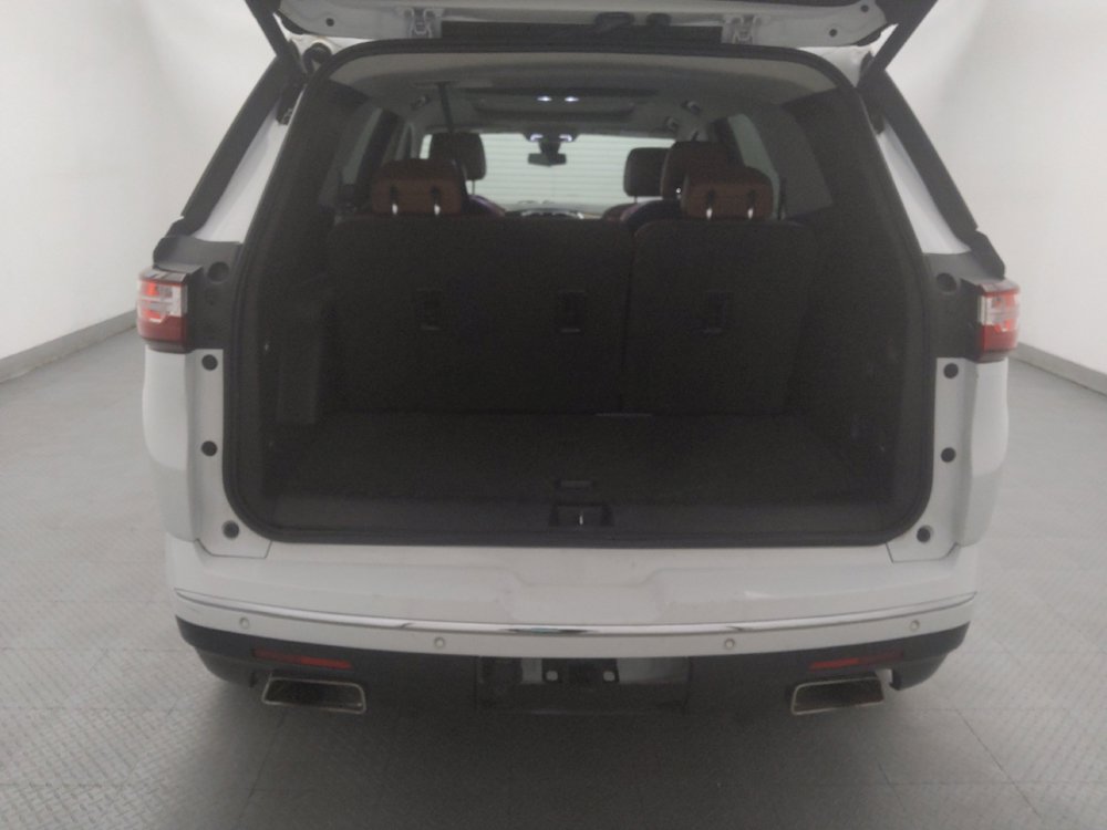 Used 2018 Chevrolet Traverse High Country w/ LPO, Floor Liner Package AWD/4WD image 29