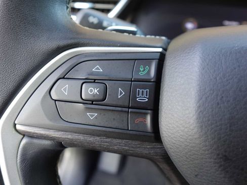 Used 2021 Jeep Grand Cherokee L Limited image 16