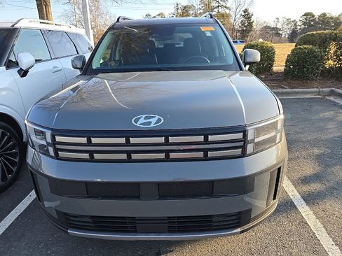 Used 2024 Hyundai Santa Fe SEL image 5