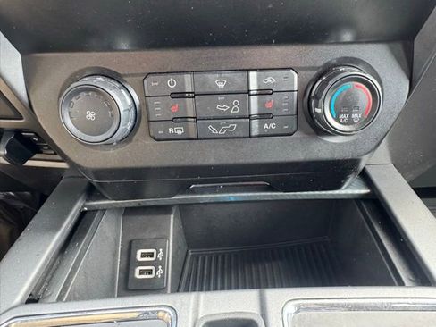 Used 2019 Ford F150 XLT w/ Equipment Group 302A Luxury AWD/4WD image 34