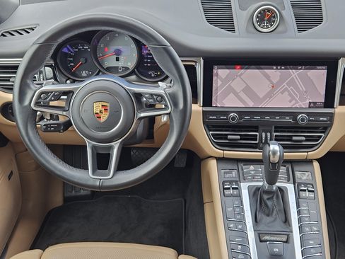 Used 2021 Porsche Macan S AWD/4WD image 25