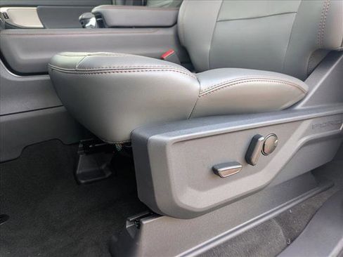 New 2025 Ford Expedition Max Active image 4