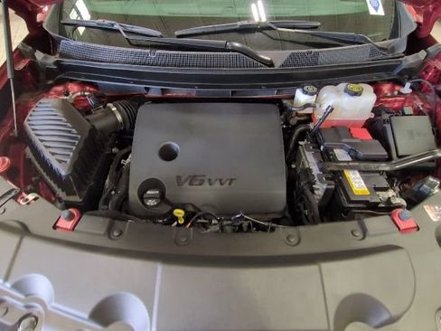 Used 2023 Chevrolet Traverse RS AWD/4WD image 23