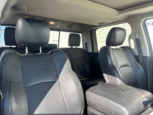 Used 2017 RAM 2500 Laramie w/ Convenience Group image 18