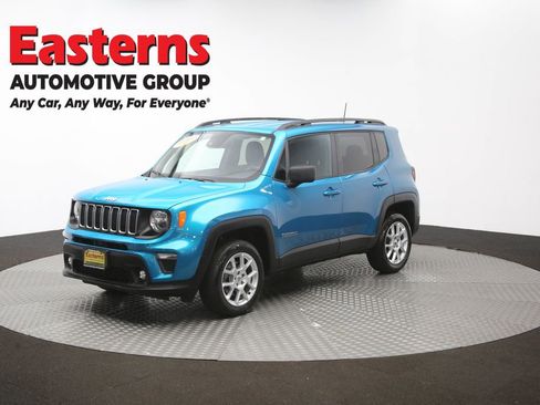 Used 2022 Jeep Renegade Latitude w/ Convenience Group AWD/4WD image 56