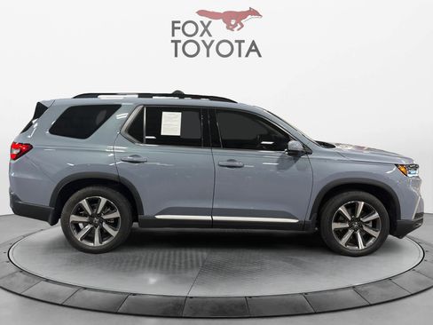 Used 2024 Honda Pilot Touring image 7