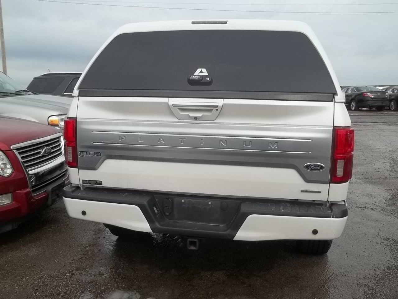 Used 2018 Ford F150 Platinum w/ Equipment Group 701A Luxury AWD/4WD image 4