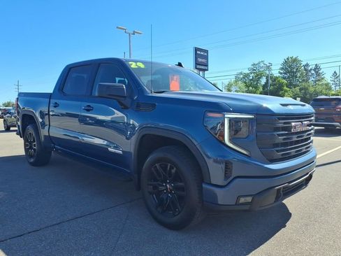 Used 2024 GMC Sierra 1500 Elevation AWD/4WD image 3