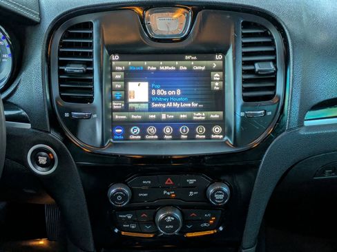 Used 2023 Chrysler 300 S image 18