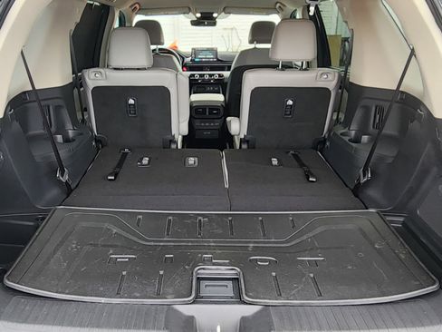 Certified 2023 Honda Pilot EX-L image 10