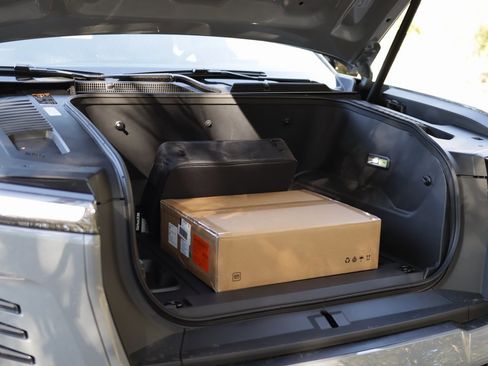 New 2026 GMC Sierra EV Elevation image 36