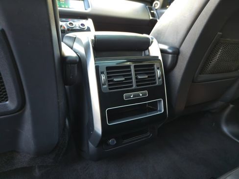 Used 2017 Land Rover Range Rover Sport HSE image 30