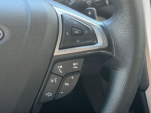 Used 2018 Ford Fusion SE w/ Fusion SE Technology Package FWD image 20